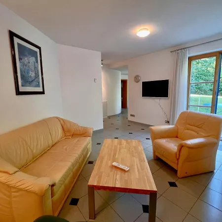 Bayernring Apartman *